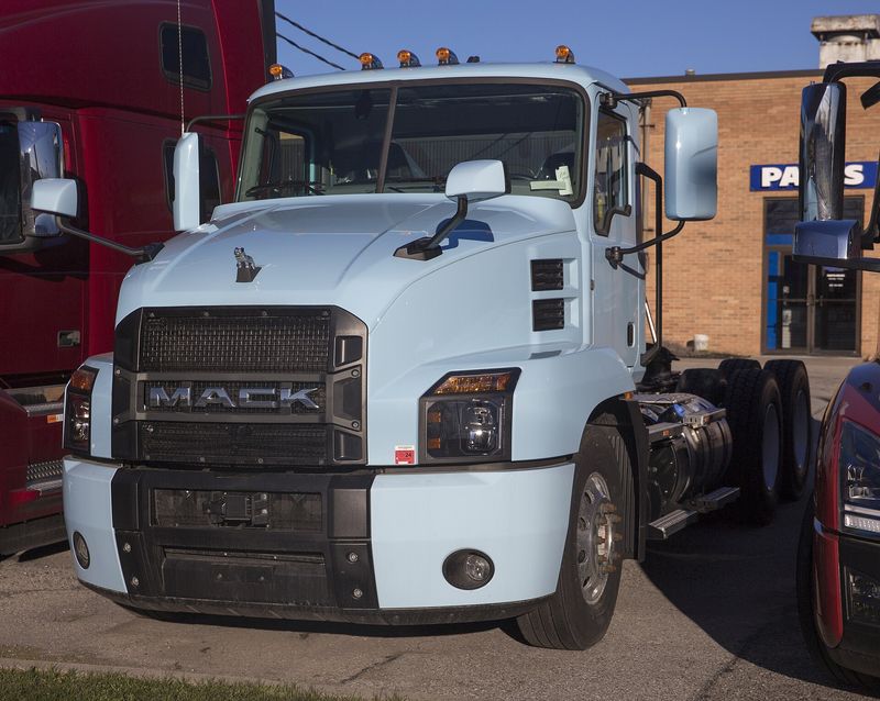 Light blue Mack Anthem day cab semi tractor